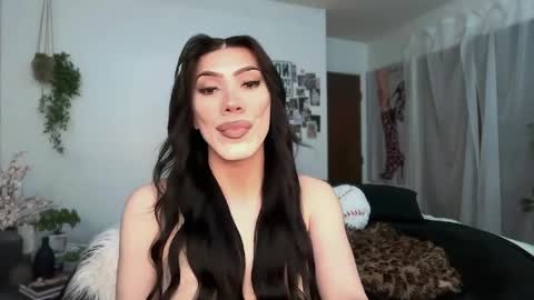 Snapshot of kelsdontstop chatting on 03.02.26 Kelsi online show from 03.02.26