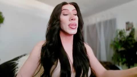 Kelsi  online show from 03.08.26