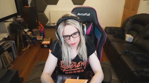 kelseycobalt online show from 12.13.24