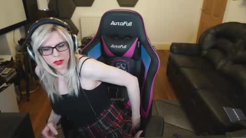 kelseycobalt online show from 02.13.25