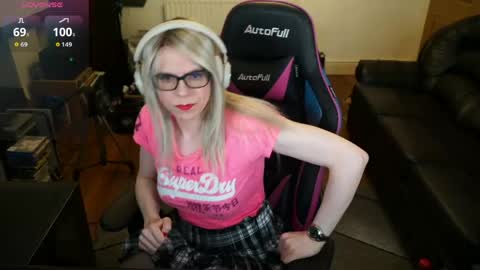 Snapshot of kelseycobalt chatting on 06.06.26 kelseycobalt online show from 06.06.26