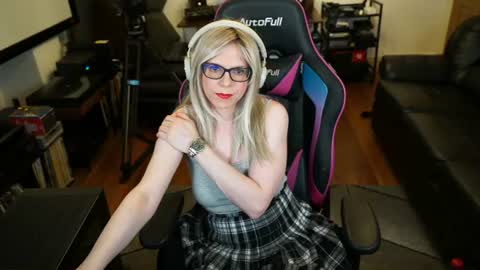 Snapshot of kelseycobalt chatting on 07.22.26 kelseycobalt online show from 07.22.26