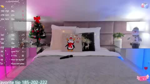 kelsi_di online show from 01.04.25