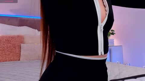 kelsi_di online show from 04.15.26