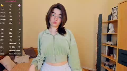 Lina online show from 06.05.26