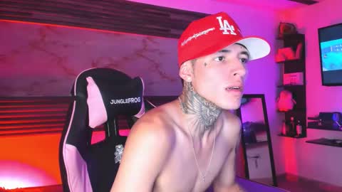 Snapshot of ken_and_bonnie chatting on 03.01.26 ken_and_bonnie online show from 03.01.26