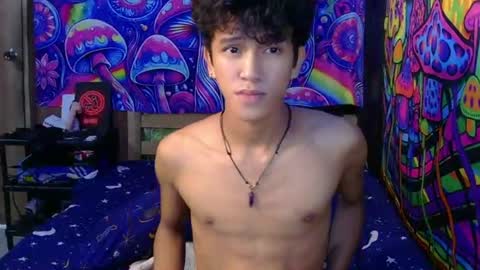 Snapshot of ken_bigcockxx chatting on 06.21.26 Ken online show from 06.21.26