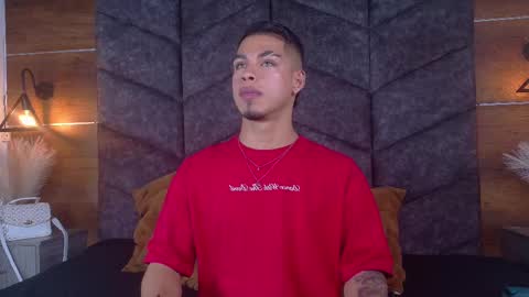 Snapshot of ken_boy_ chatting on 02.12.25 online show from 02.12.25