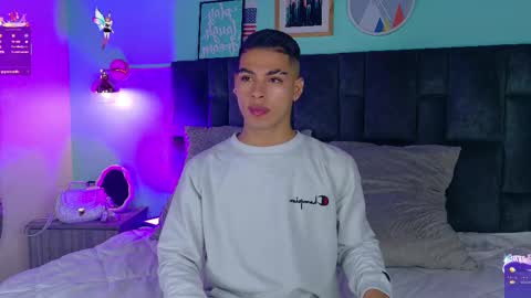 Snapshot of ken_boy_ chatting on 02.23.25 online show from 02.23.25