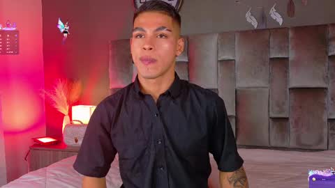 Snapshot of ken_boy_ chatting on 02.25.25 online show from 02.25.25