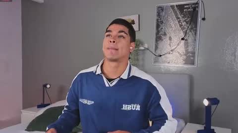 Snapshot of ken_boy_ chatting on 09.29.25 online show from 09.29.25