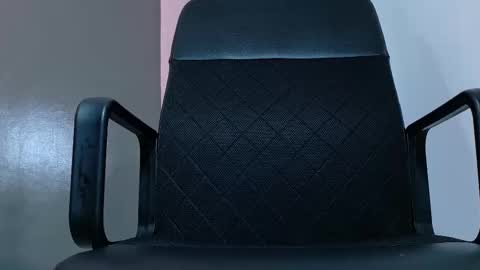 Snapshot of ken_boy_ chatting on 10.25.25 online show from 10.25.25