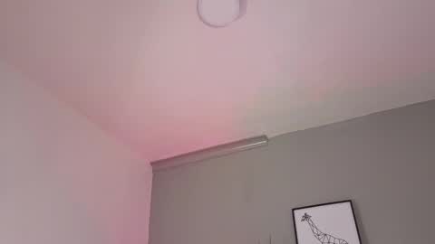 Snapshot of ken_boy_ chatting on 10.28.25 online show from 10.28.25