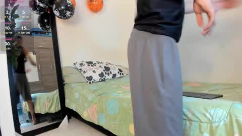 Snapshot of kenan_2601 chatting on 10.05.25 kenan 2601 online show from 10.05.25