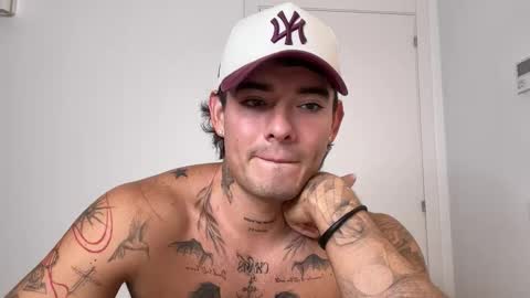 luis carlos esteban online show from 10.19.25