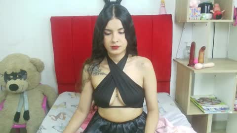 Mariana online show from 11.04.25