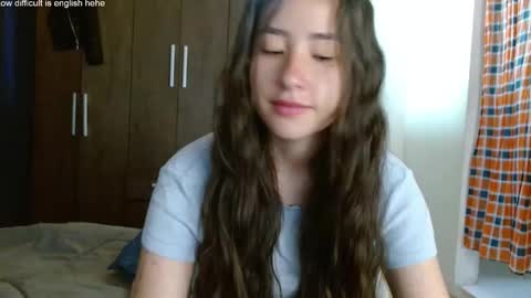 Snapshot of kendal_di chatting on 02.10.25 kendal_di online show from 02.10.25