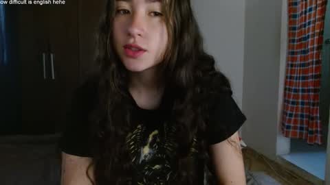 Snapshot of kendal_di chatting on 02.19.25 kendal_di online show from 02.19.25