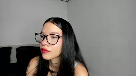 Kendal online show from 04.22.26