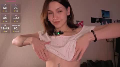 Kendal online show from 04.12.26