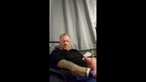 kendall21978 online show from 04.17.26