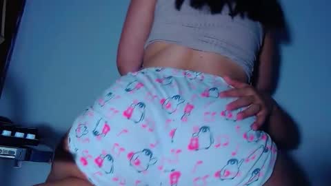 Snapshot of kendall_and_christ chatting on 04.07.26 kendall_and_christ online show from 04.07.26