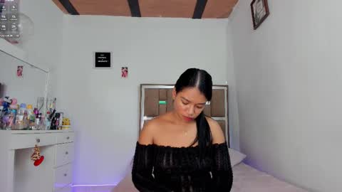 Snapshot of kendall_ewers chatting on 10.01.25 Kendall ewers online show from 10.01.25