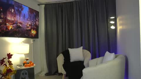 Snapshot of kendall_ruiiz chatting on 10.05.25 Andrea online show from 10.05.25