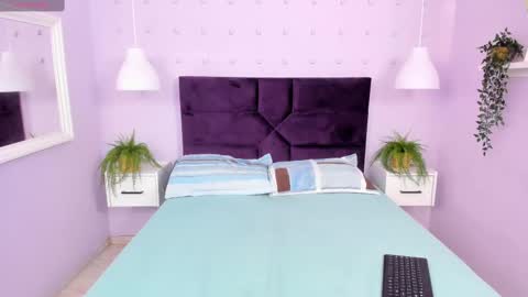 Snapshot of kendallbleer chatting on 02.07.25 kendallbleer online show from 02.07.25