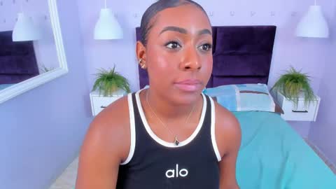 Snapshot of kendallbleer chatting on 03.02.25 kendallbleer online show from 03.02.25