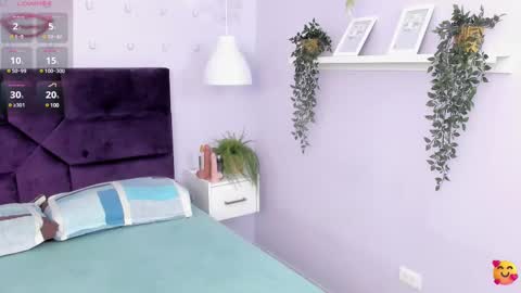 Snapshot of kendallbleer chatting on 03.10.25 kendallbleer online show from 03.10.25