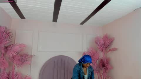 Snapshot of kendallbleer chatting on 09.28.25 kendallbleer online show from 09.28.25