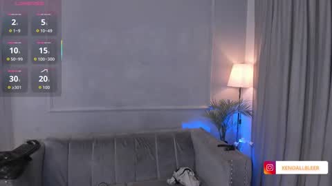 Snapshot of kendallbleer chatting on 10.17.25 kendallbleer online show from 10.17.25