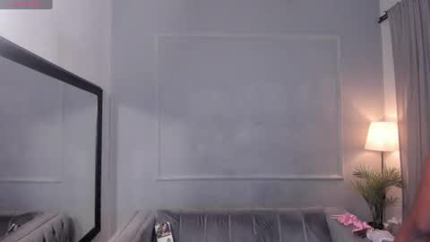 Snapshot of kendallbleer chatting on 10.19.25 kendallbleer online show from 10.19.25