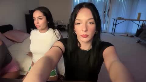 Snapshot of kendallmonroee chatting on 11.09.25 kendallmonroee online show from 11.09.25