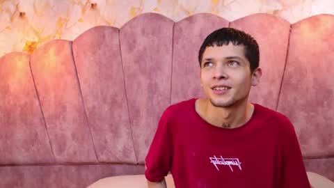 Kendall and Taylor online show from 10.26.25