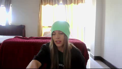 Snapshot of kendalltyler chatting on 02.07.25 kendall online show from 02.07.25