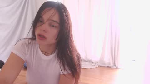 Snapshot of kendalltyler chatting on 09.16.25 kendall online show from 09.16.25