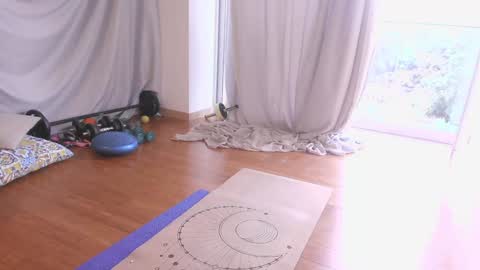 Snapshot of kendalltyler chatting on 09.17.25 kendall online show from 09.17.25