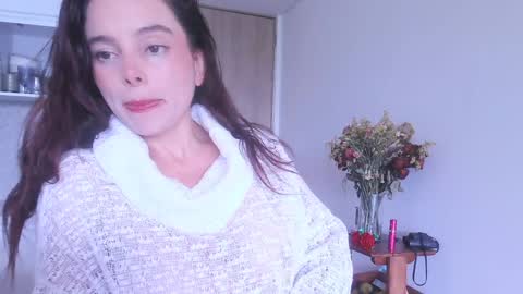 Snapshot of kendalltyler chatting on 11.13.25 kendall online show from 11.13.25