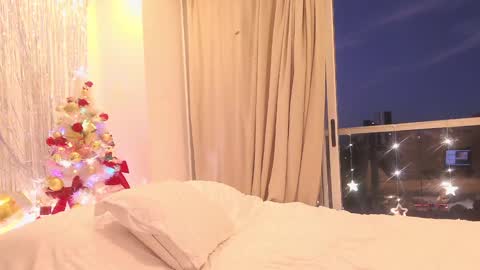 kendall online show from 11.22.25