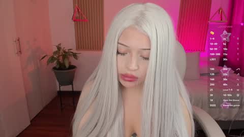 Snapshot of kendallwett chatting on 10.17.25 Kendall online show from 10.17.25