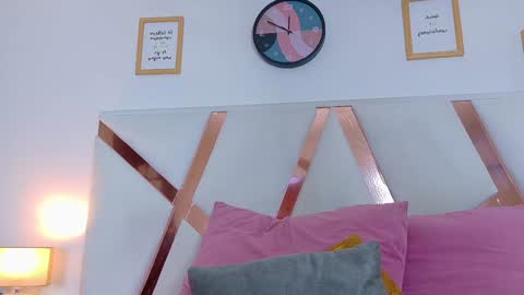 Snapshot of kendalmilleer chatting on 01.28.25 online show from 01.28.25