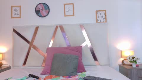 Snapshot of kendalmilleer chatting on 02.13.25 online show from 02.13.25