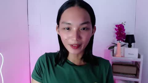 Snapshot of kendalsexslut_ chatting on 11.13.25 KENDAL online show from 11.13.25