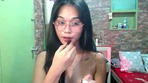 Snapshot of kendalxx69 chatting on 02.19.25 kendalxx69 online show from 02.19.25