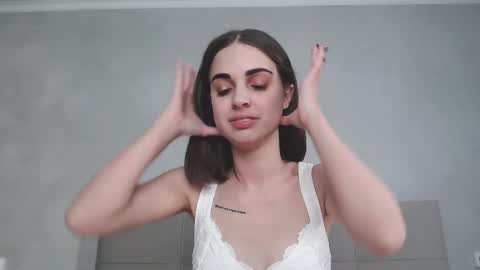 Snapshot of kendi_snow chatting on 02.14.25 kendi snow online show from 02.14.25