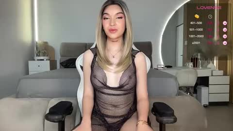 Snapshot of kendoll110 chatting on 02.21.25 kendoll110 online show from 02.21.25