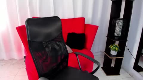 Kendra Hot online show from 05.26.26