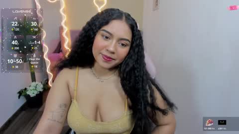 Snapshot of kendra_tay chatting on 02.06.25 kendra online show from 02.06.25